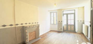 Maison de ville 1 étage  à vendre, 3 pièces, 2 chambres, 94 m²