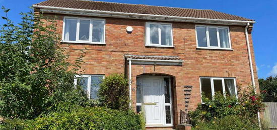 4 bedroom detached house