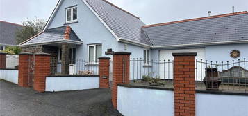 3 bedroom detached house