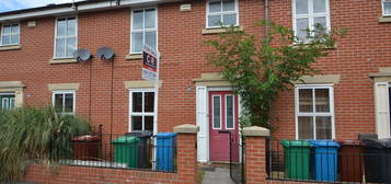 3 bed terraced house to rent