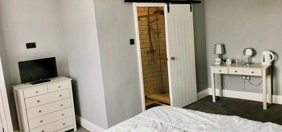 Room to rent in Brampton, Chesterfield S40