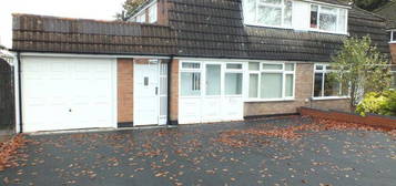 3 bedroom semi-detached house