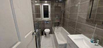 2 bed flat to rent