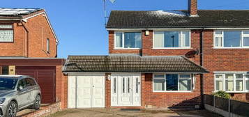 3 bedroom semi-detached house for sale