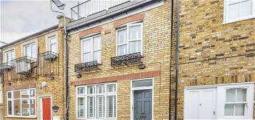 Property to rent in Bridle Lane, St Margarets, Twickenham TW1