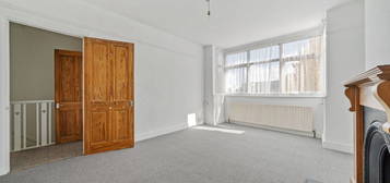 Flat to rent in Streatham Road, Mitcham CR4