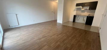 Appartement  à louer, 3 pièces, 2 chambres, 62 m²