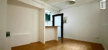 Studio  à vendre, 1 pièce, 21 m², Étage 1/3