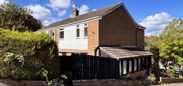 3 bed semi-detached house for sale