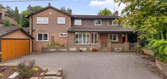 6 bedroom detached house for sale