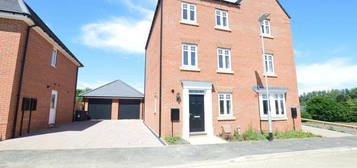 4 bedroom semi-detached house