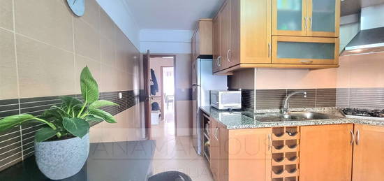 Apartamento T3 em Pinhal de Frades, Arrentela, Seixal