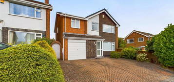 4 bed detached house for sale