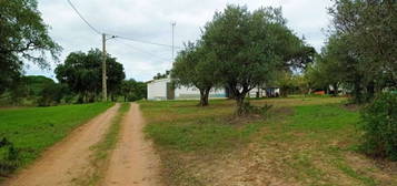 HERDADE NO ALENTEJO a 40km do litoral para fins agrícolas ou turíst...