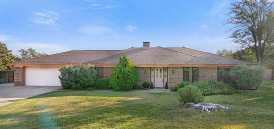 4 Glenwick Cv, Big Spring, TX 79720