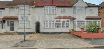 5 bedroom terraced house for sale