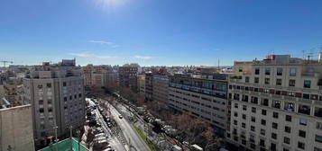 Ático de alquiler en Gran Vía de Ramón y Cajal, 38, La Roqueta