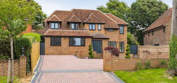 7 bedroom detached house for sale