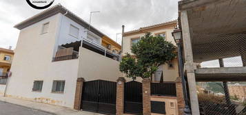 Casa en Residencial Triana - Barrio Alto, Gabias (Las)