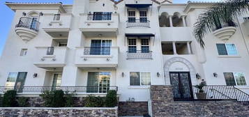 10740 Moorpark St Apt 305, North Hollywood, CA 91602