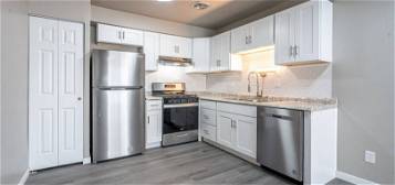 Apple Ridge Apartments - 5000, Milwaukee, WI 53225