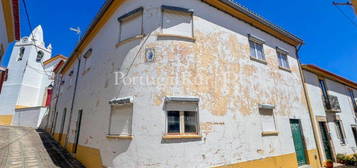 Casa de Charme na Vila Histórica da Amieira do Tejo