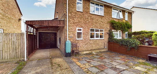 3 bed semi-detached house for sale