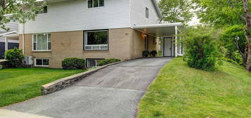 90 Clayton Park Dr, Halifax, NS B3M 1L9