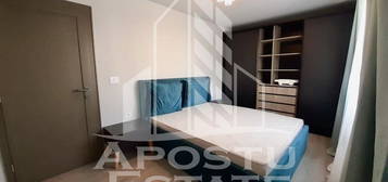 Apartament 3 camere, renovat, etaj 3, centrala, Complexul...