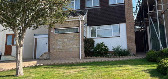 3 bed detached house for sale