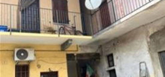 Bilocale all'asta in via Oneda, 56 -62