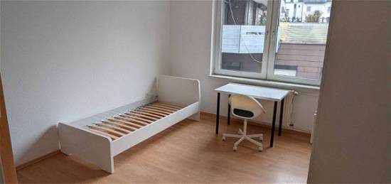 Möbliertes 1-Zimmer-Apartement mit All-Inclusive Miete 300 €