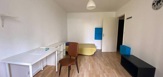 Studio  à vendre, 1 pièce, 24 m², Étage 1/10