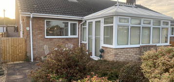 Bungalow to rent in Long Walk, Retford DN22