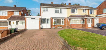 3 bedroom semi-detached house for sale