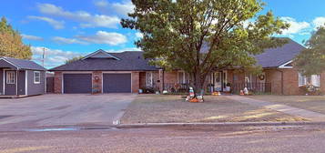 1021 W  Apogee Dr, Lockney, TX 79241