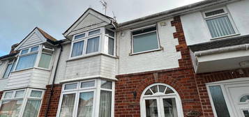 4 bed terraced house to rent