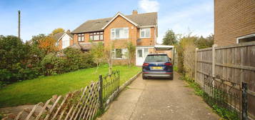 3 bed semi-detached house for sale