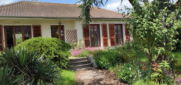 Maison à vendre 5 pièces TACOIGNIERES (78)