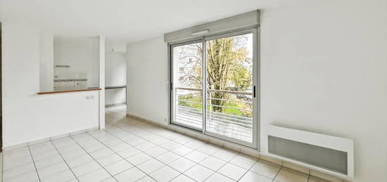 Appartement  à louer, 2 pièces, 1 chambre, 43 m²