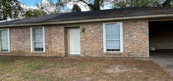 703 Haas Ave, Bunkie, LA 71322