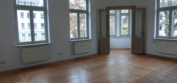 4-Raum 105m² 1.OG in historischer Villa Kahla Zentrum Parkplatz Wohnung Miete Mietwohnung