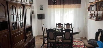 Apartament 3 camere, decomandat, zona Pacurari, Iasi