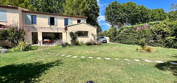 Maison meublée  à louer, 5 pièces, 3 chambres, 139 m²