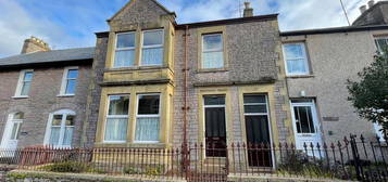 4 bedroom terraced house for sale