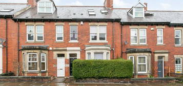 6 bedroom terraced house