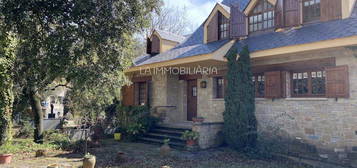 Casa o chalet de alquiler en Avinguda Sant Quirze, 13, Castellcir