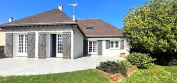 Maison  à vendre, 8 pièces, 5 chambres, 200 m²