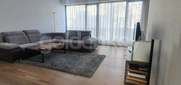 Apartament modern cu 3 camere, mobilat