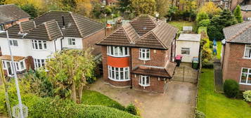 4 bed detached house for sale